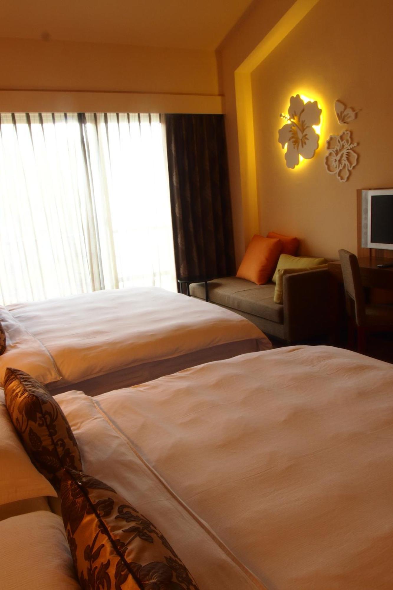 Chateau Beach Resort Kenting Exterior photo A room at the hotel