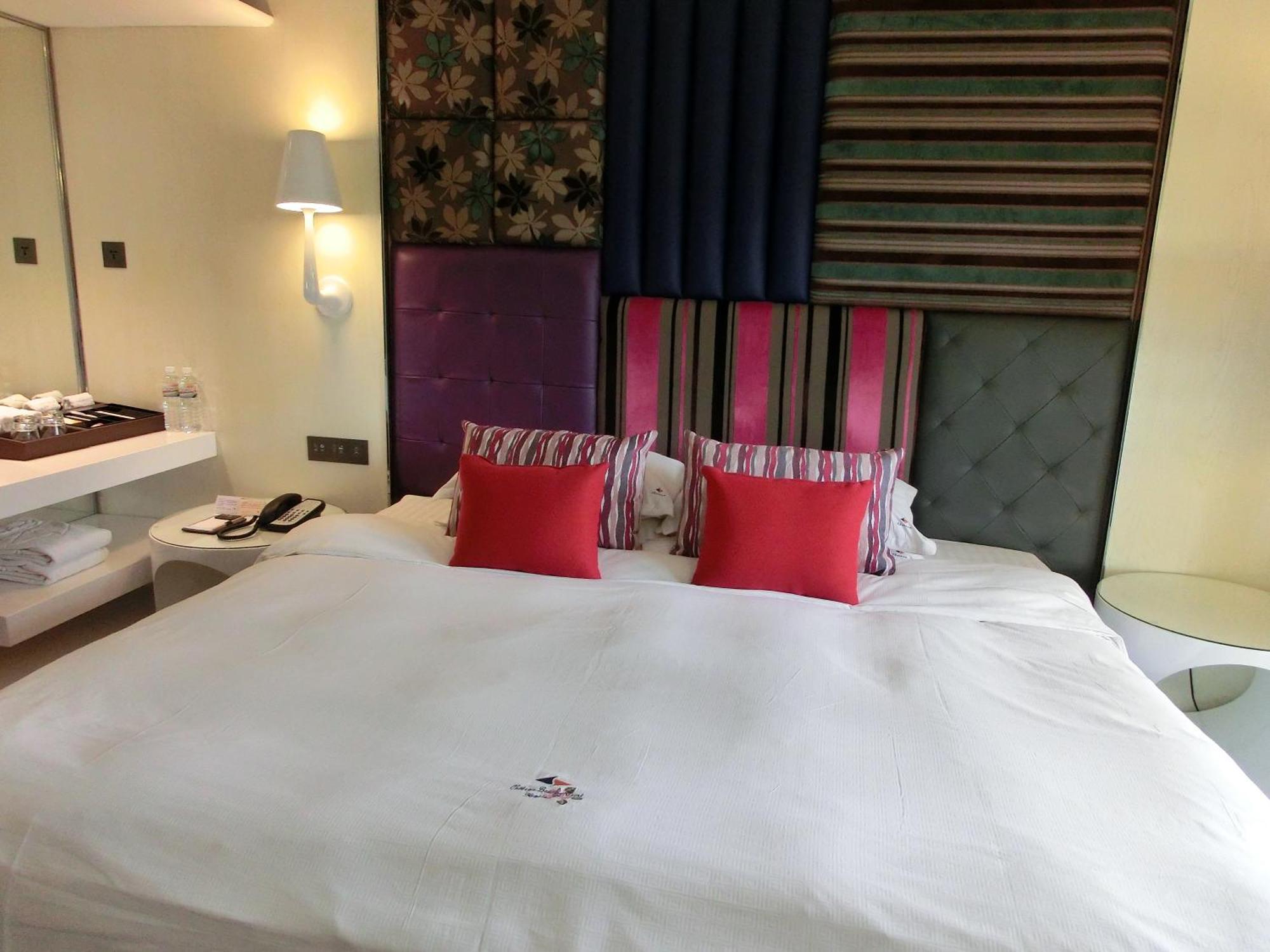 Chateau Beach Resort Kenting Exterior photo A bedroom at the hotel